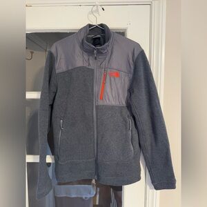 The North Face Men’s Yumiori Full-Zip